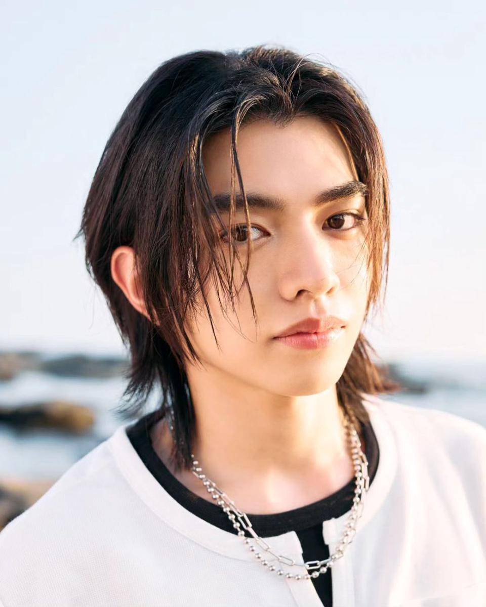 Miyatake Hayate (instagram.com/wildblue_ykme)