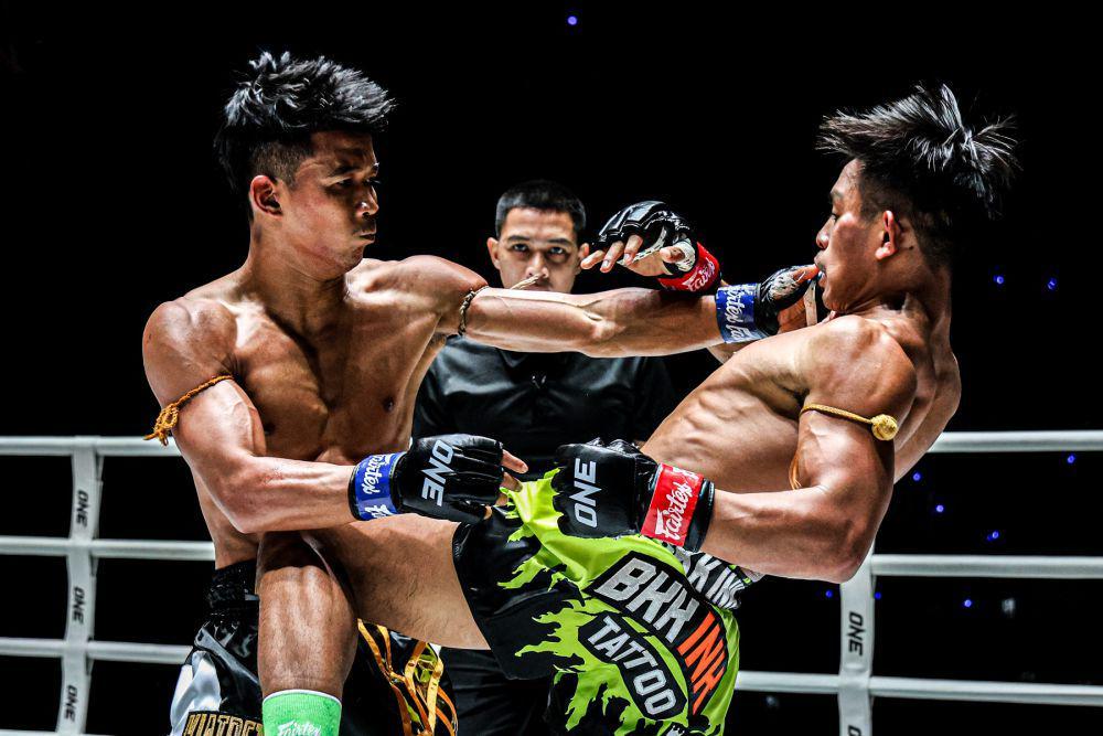 Duel Muay Thai antar Pemburu KO Thailand Puncaki ONE Friday Fights 80