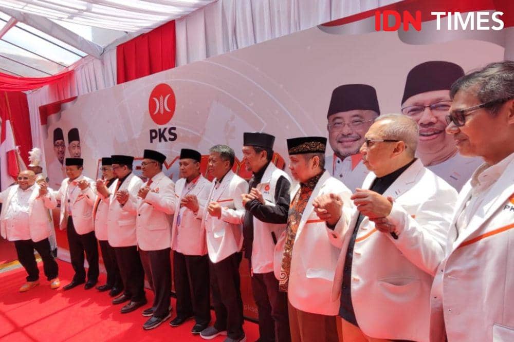 Jajaran petinggi PKS menghadiri Rapat Pimpinan Nasional (Rapimnas) di Kantor DPP PKS, Jakarta Selatan (IDN Times/Yosafat Diva Bayu Wisesa)