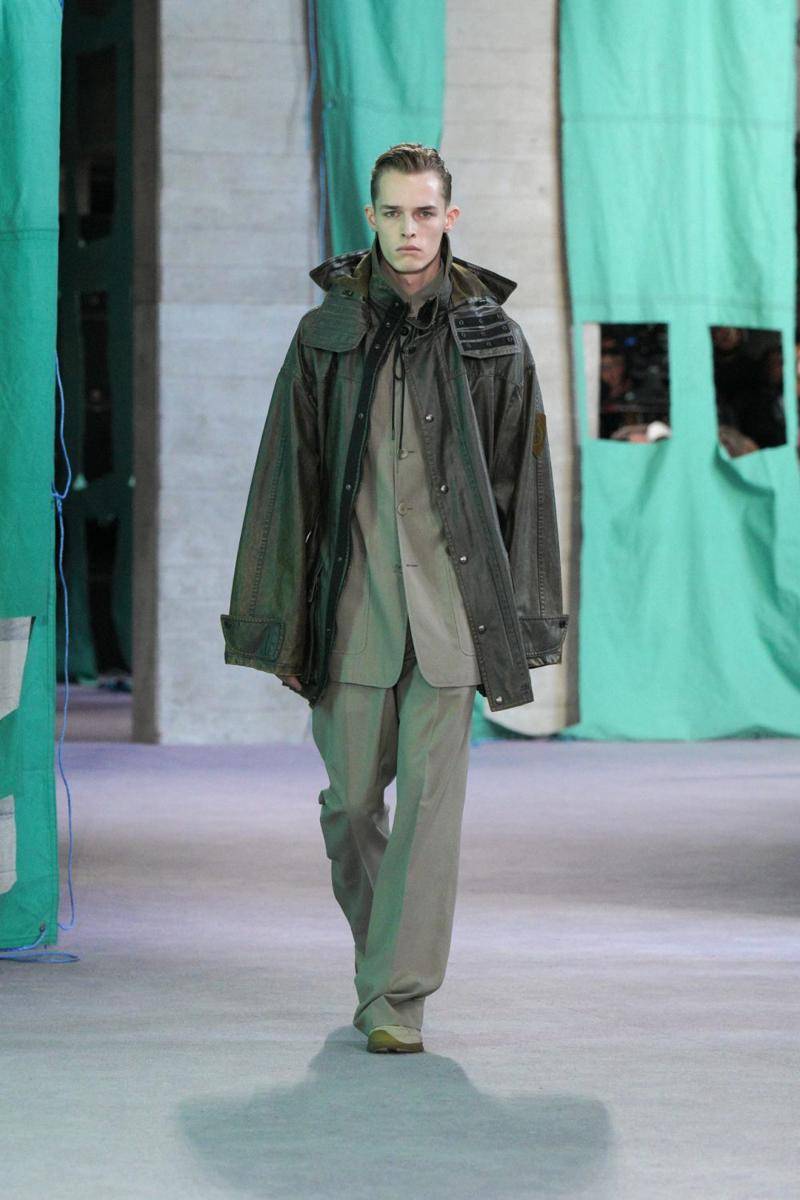 Burberry S/S '25 di London Fashion Week 2024 (dok. Burberry)