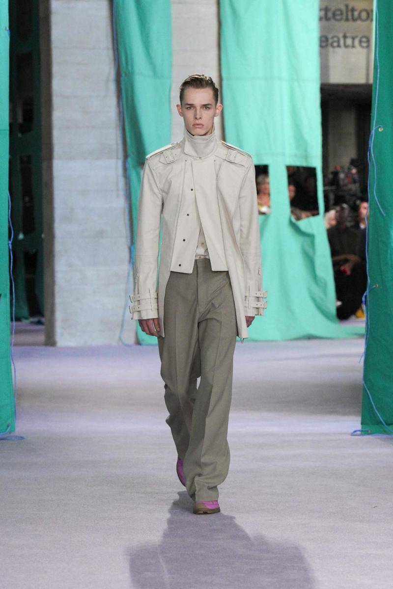 Burberry S/S '25 di London Fashion Week 2024 (dok. Burberry)