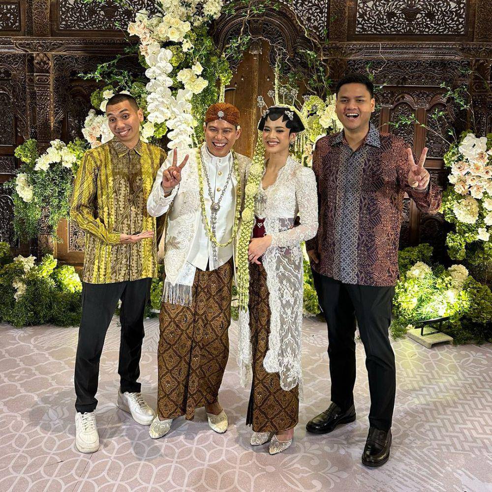 potret RAN dan Laleilmanino di akad nikah Nino (instagram.com/rayiputra26)