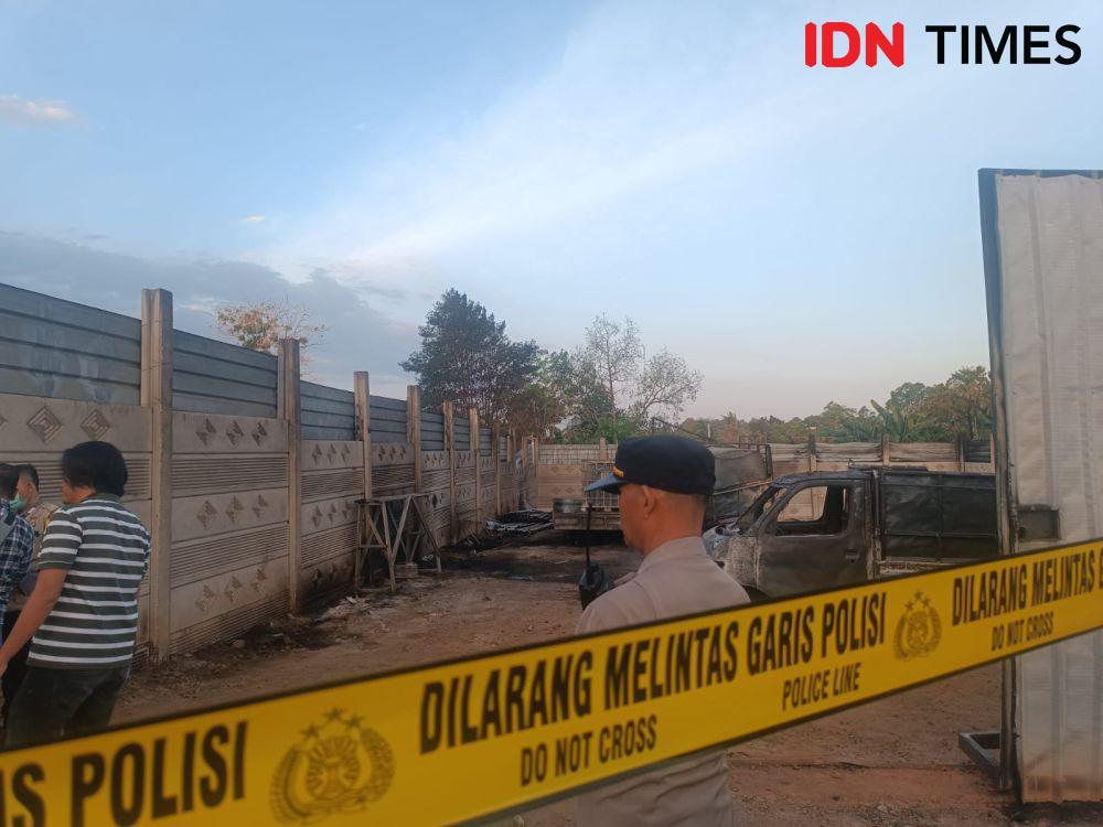 Gudang BBM Diduga Ilegal di Lampung Selatan Terbakar, 3 Mobil Hangus!