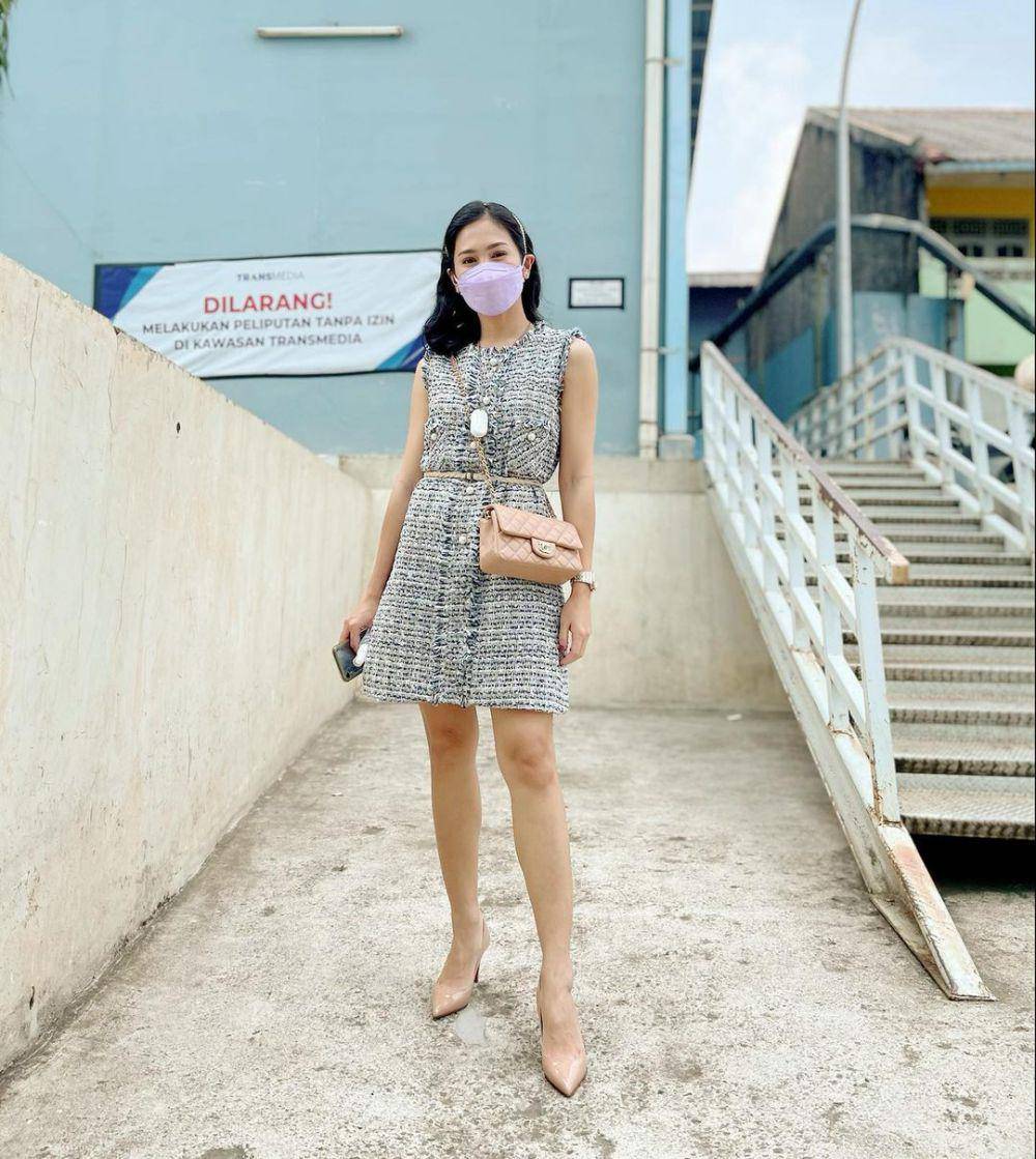 referensi outfit hangout ala Bunga Zainal (instagram.com/bungazainal05)