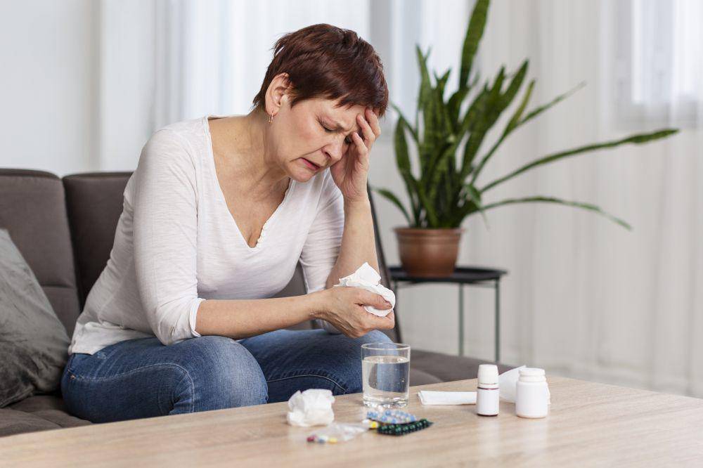 ilustrasi ibu kecanduan obat-obatan (freepik.com/freepik)