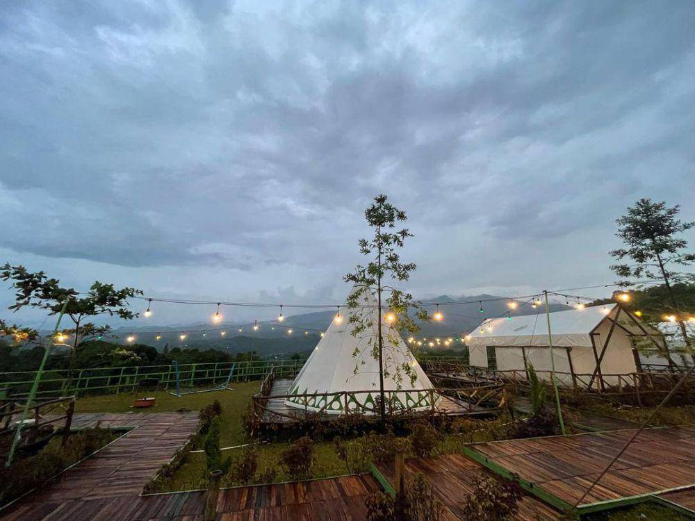 ciwaitali glamping subang (instagram.com/ciawitali.glamping_kopi_selfie)