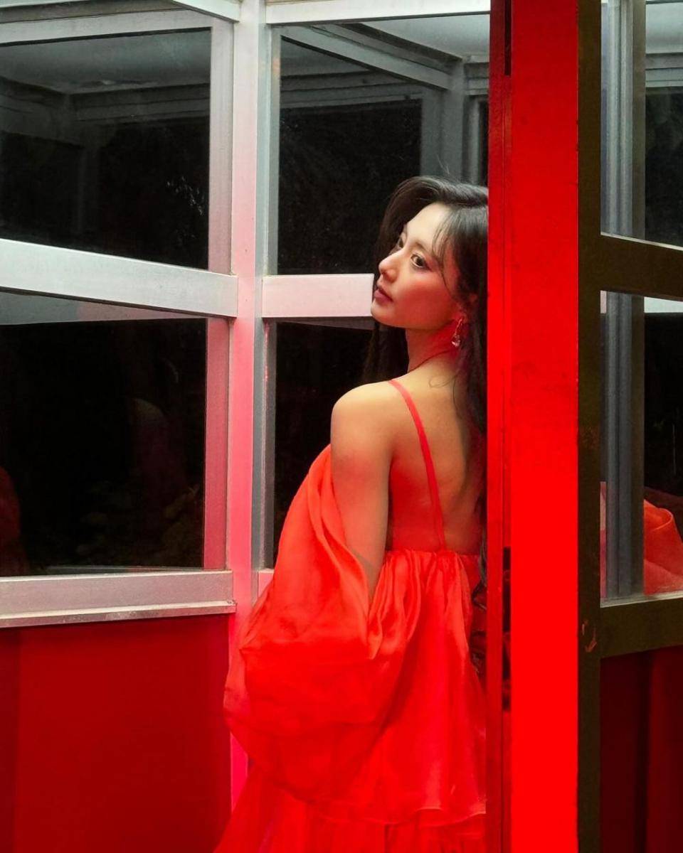 Tzuyu (instagram.com/thinkaboutzu)