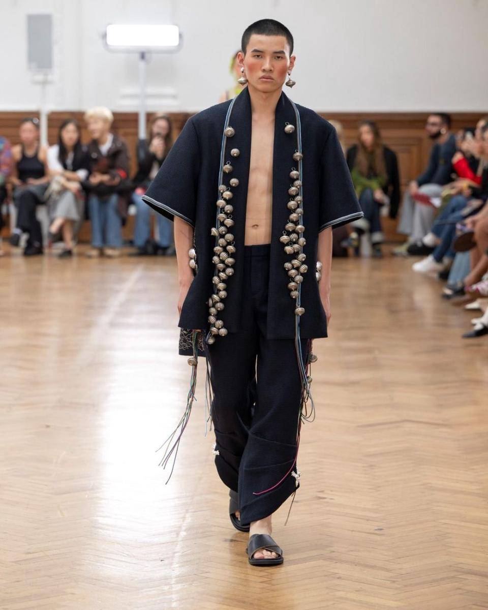 MITHRIDATE S/S '25 di London Fashion Week 2024 (instagram.com/mithridate.official)