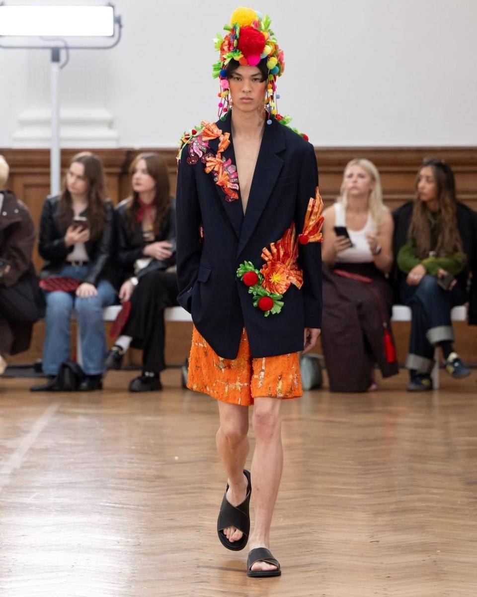 MITHRIDATE S/S '25 di London Fashion Week 2024 (instagram.com/mithridate.official)