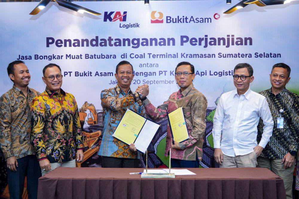 PTBA-KAI Logistik Kerja Sama Bongkar Muat 20 Juta Ton Batu Bara