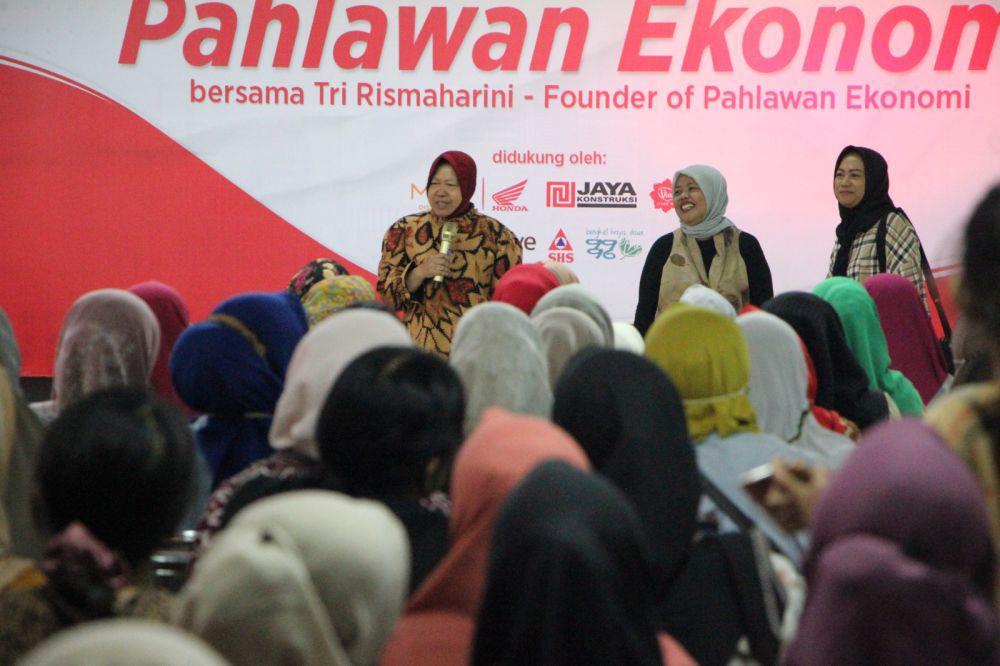 Risma: Inovasi dan Kerja Keras, Rahasia Sukses UMKM Pahlawan Ekonomi