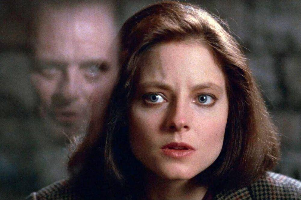 cuplikan adegan dalam film The Silence of the Lambs (dok. Strong Heart Productions/The Silence of the Lambs)
