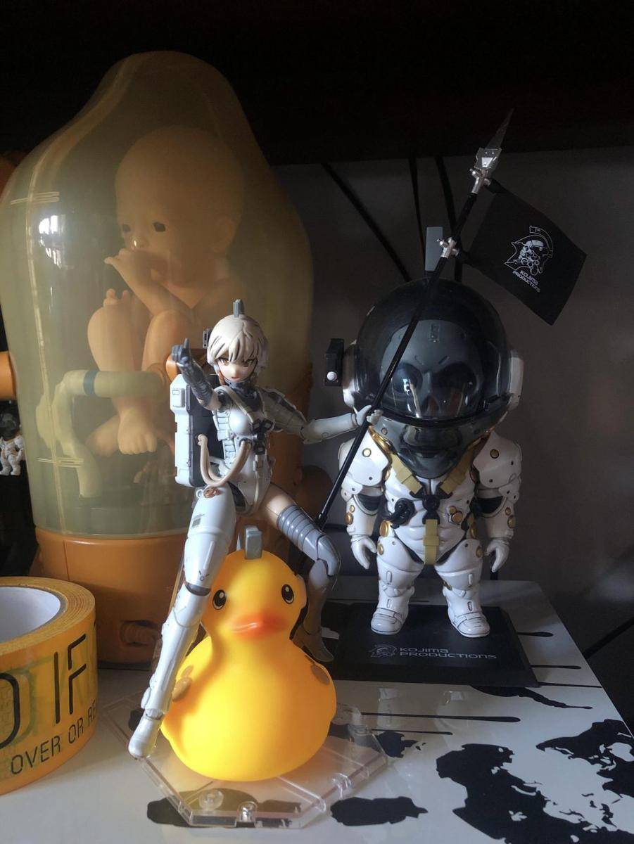 potret koleksi game Death Stranding (reddit.com/user/Stanley-Stingray)