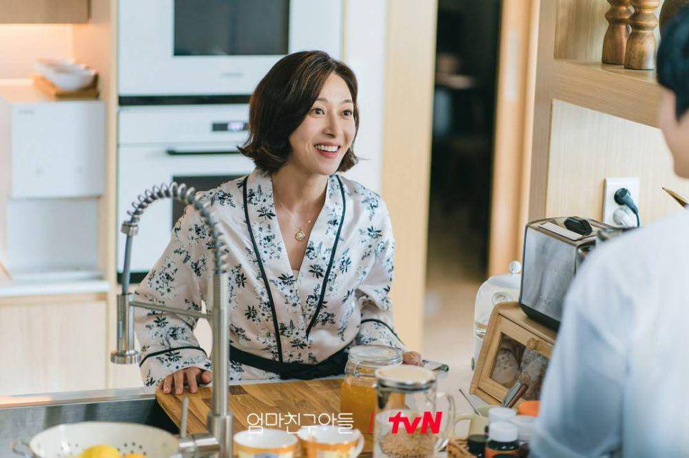 Jang Young Nam dalam drama Love Next Door (dok. tvN/Love Next Door)