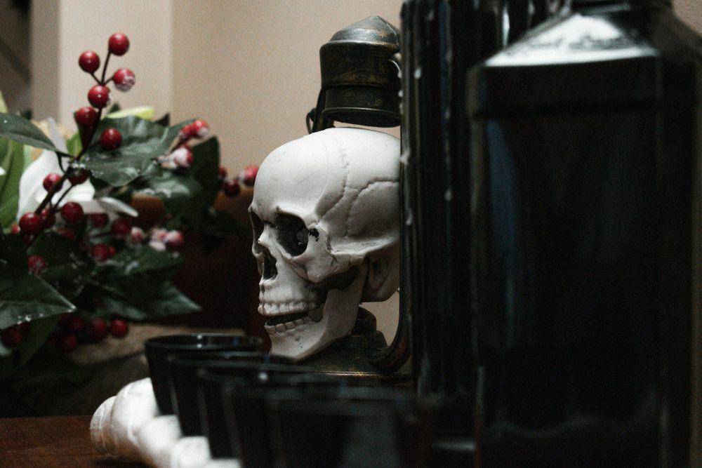 Dekorasi halloween (Unsplash.com/ Héctor Silva)