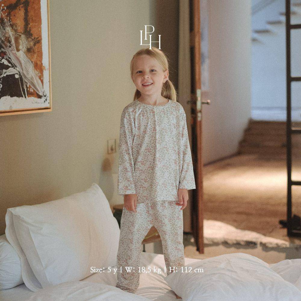 Little Palmerhaus - Tencel Kids Pajamas (shopee.co.id/Little Palmerhaus)