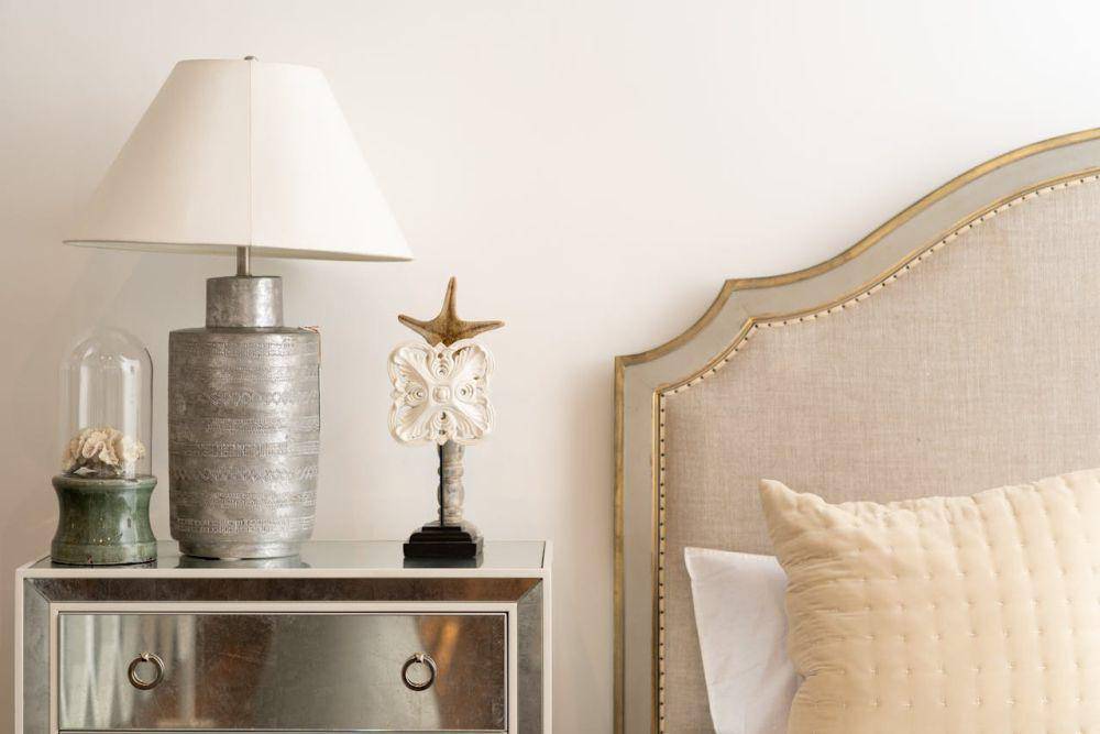 ilustrasi headboard dari bahan tenun (pexels.com/Flo Dahm)