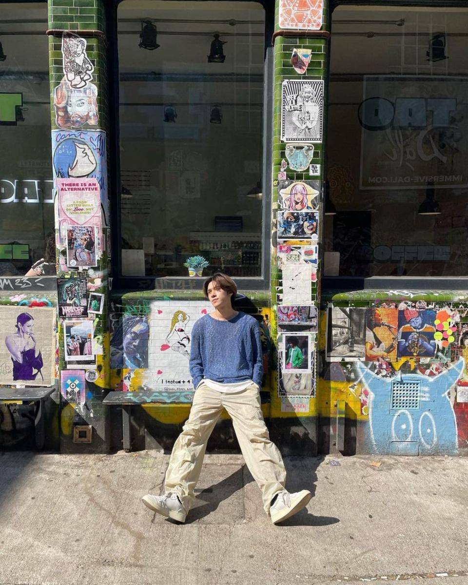 outfit liburan ala Hendery WayV (instagram.com/i_m_hendery)