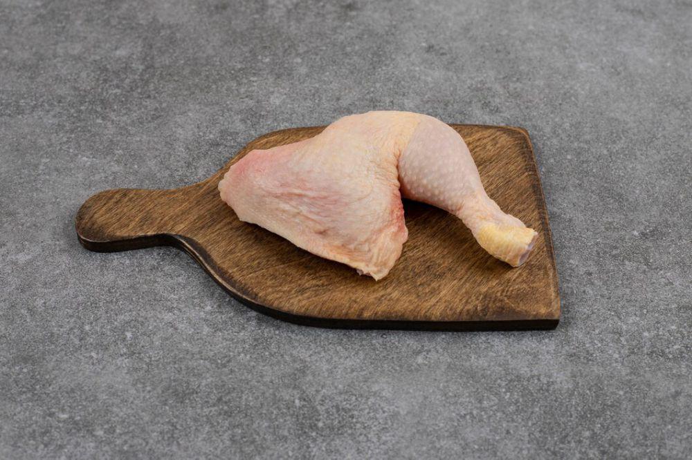 ilustrasi paha ayam (freepik.com/azerbaijan_stockers)