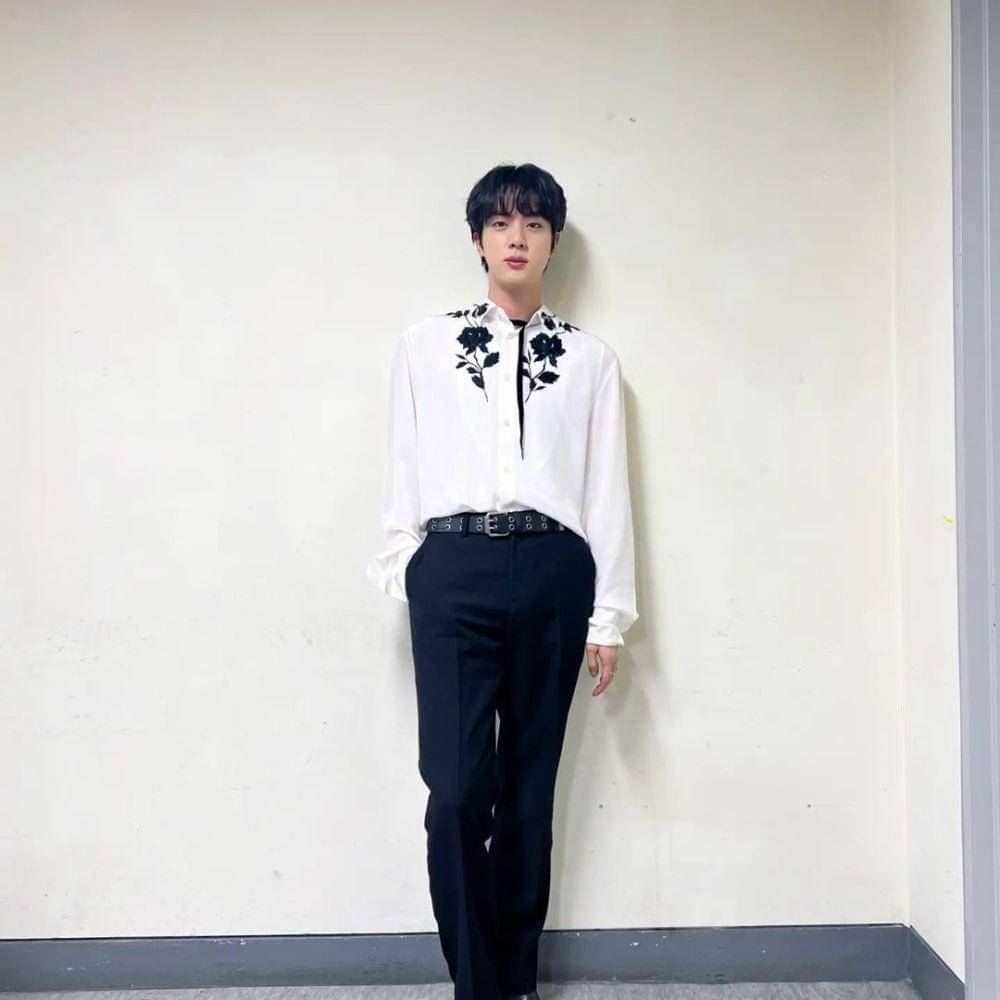 Jin BTS (instagram.com/jin)