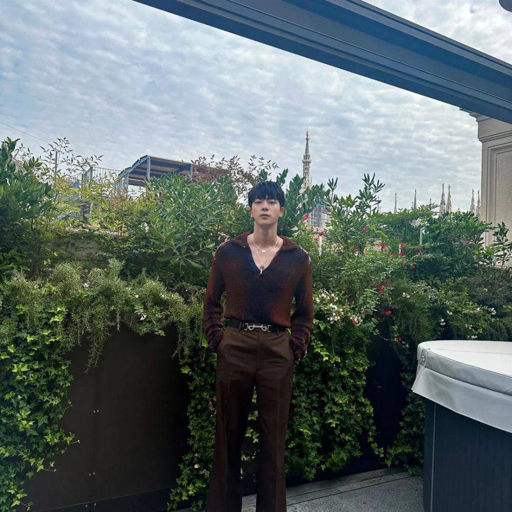 Jin BTS (instagram.com/jin)
