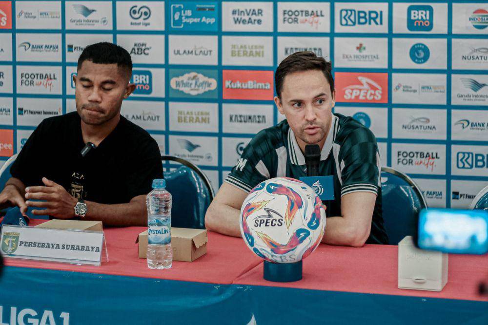 Konferensi pers jelang Persebaya lawan PSBS Biak. Dok. Persebaya.