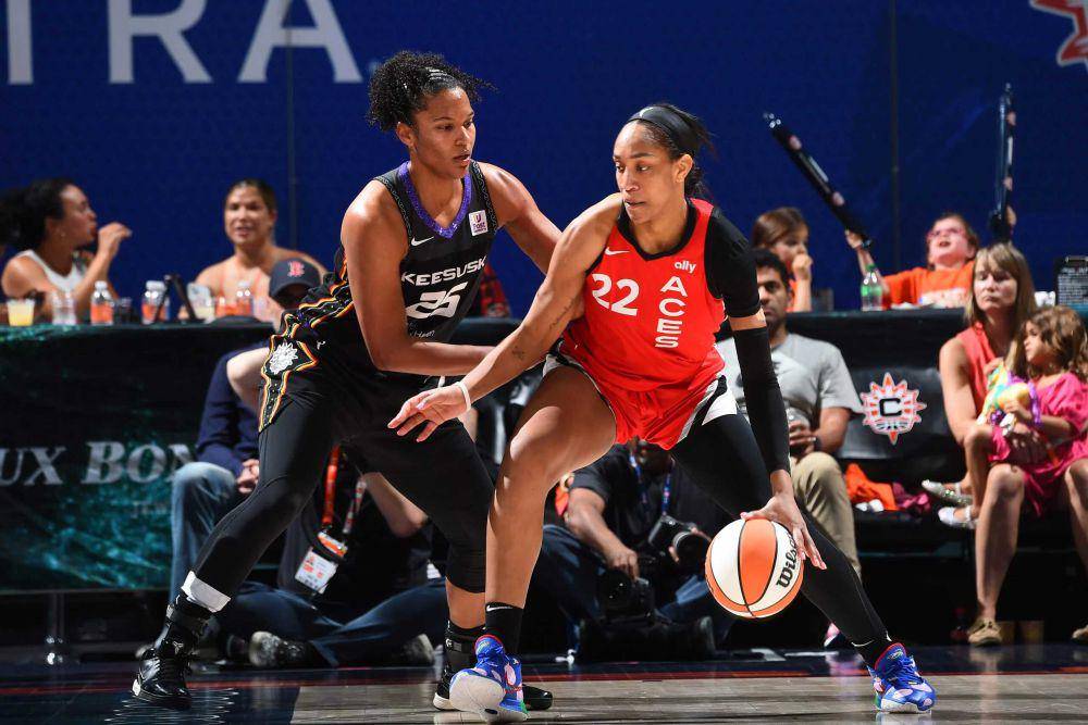 Alyssa Thomas dan A'ja Wilson (aces.wnba.com)