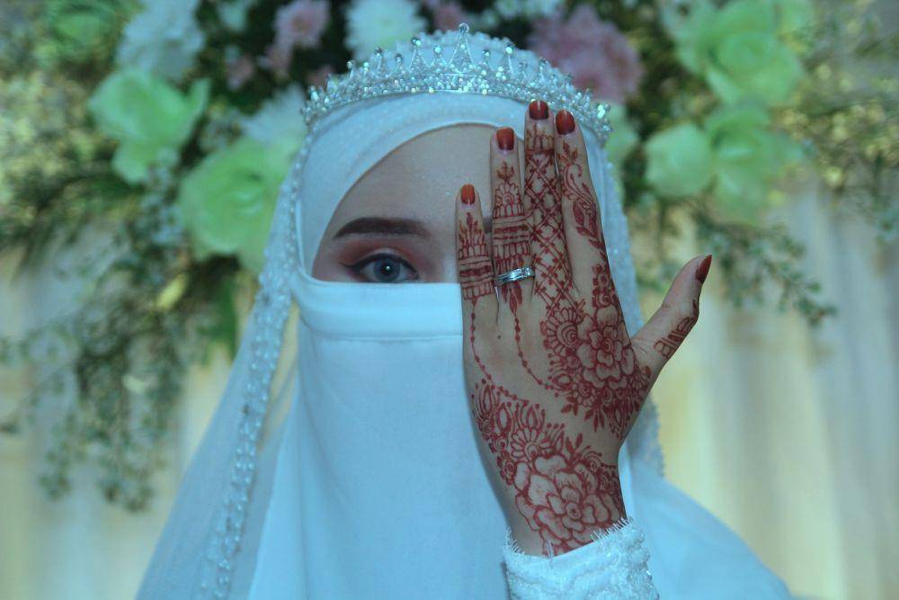 ilustrasi henna pengantin (unsplash.com/Abi Ghouta Timur)