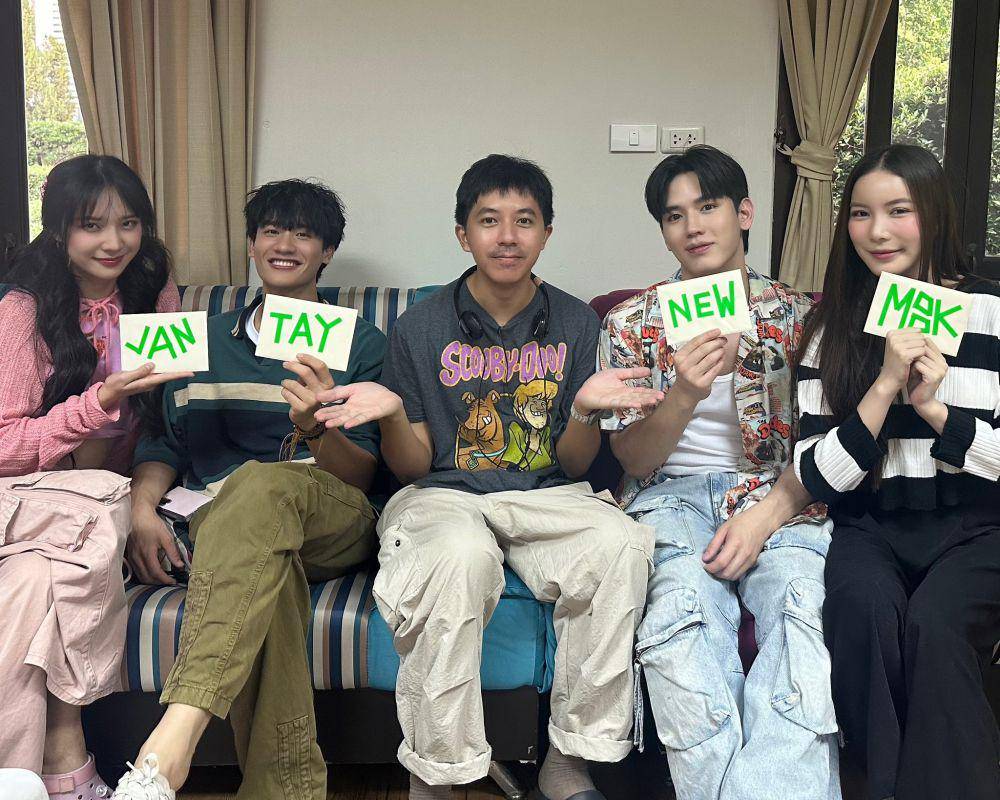 Potret cast Peaceful Property di balik layar. (x.com/domedingdong)