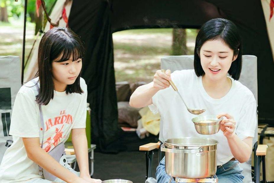 4 Tips Co-Parenting usai Perceraian dari Drakor Good Partner