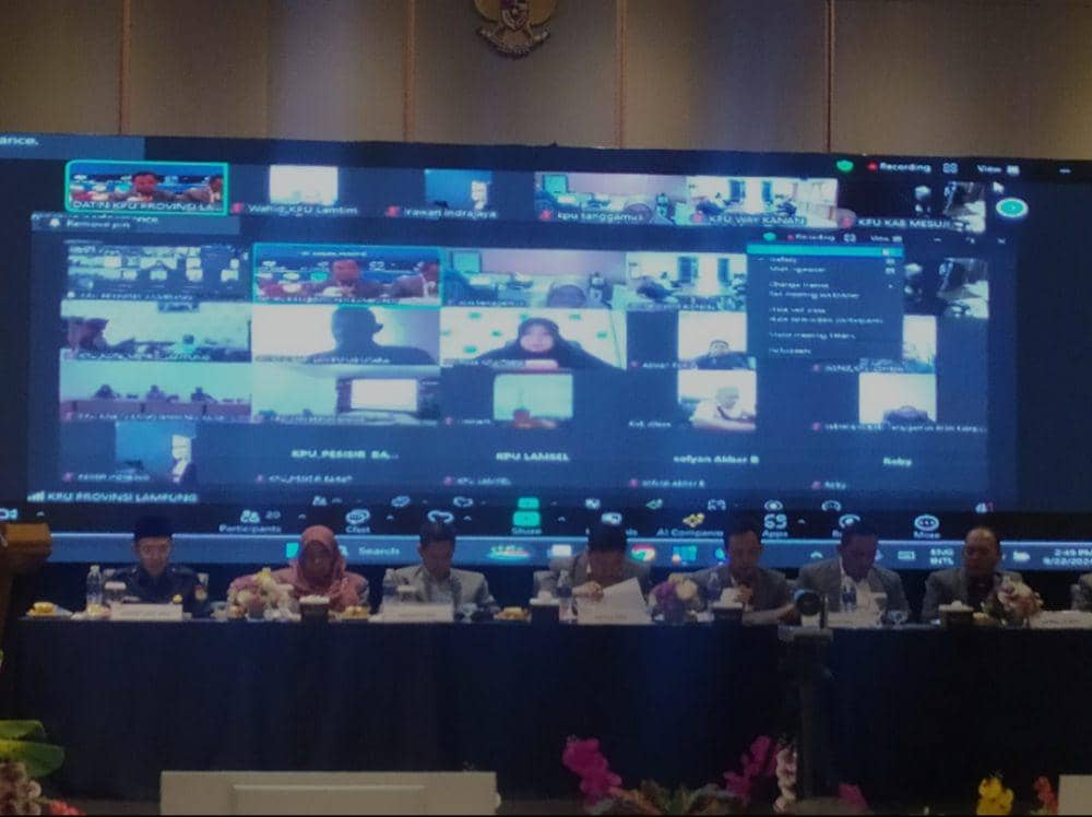 Rakor rekapitulasi DPT Provinsi Lampung. (IDN Times/Muhaimin)
