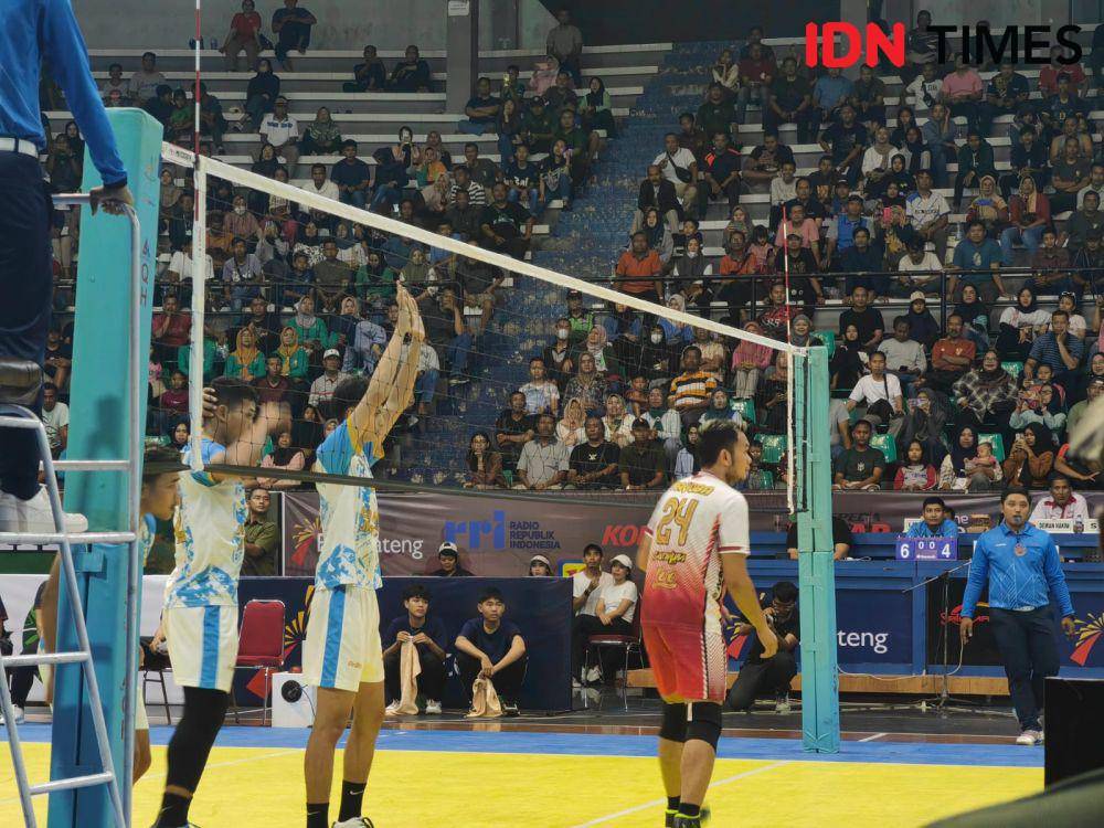Open Tournament Bola Voli Piala Panglima TNI tahun 2024 di GOR Sritex Arena