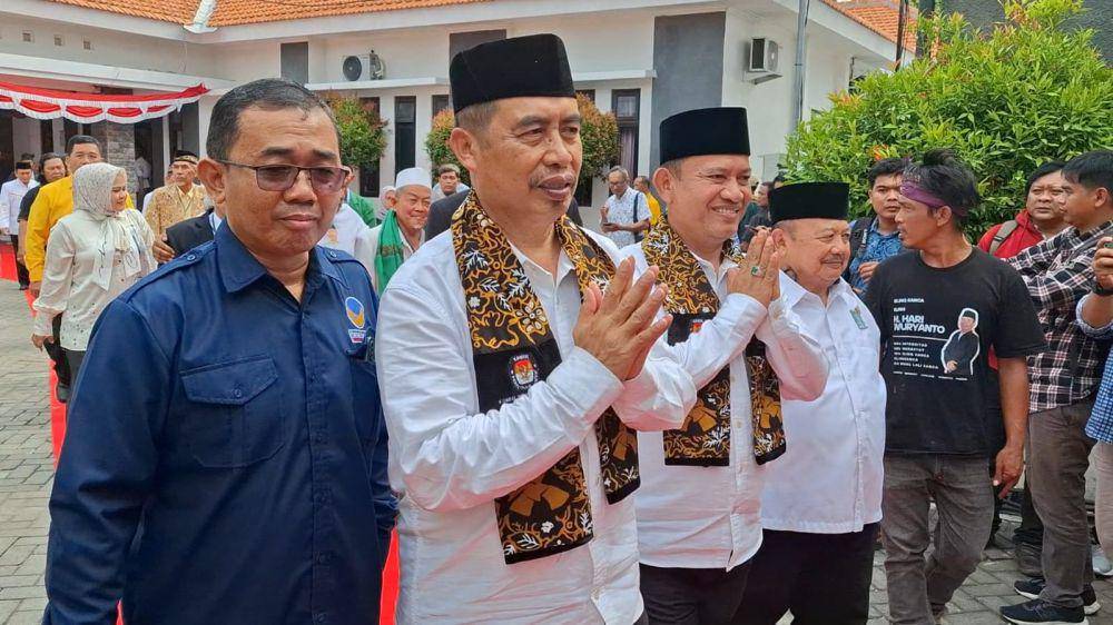 Pasangan Hari Wuryanto dan dr. Purnomo Hadi, yang mengusung nama Harmonis. IDN Times/ Istimewa.