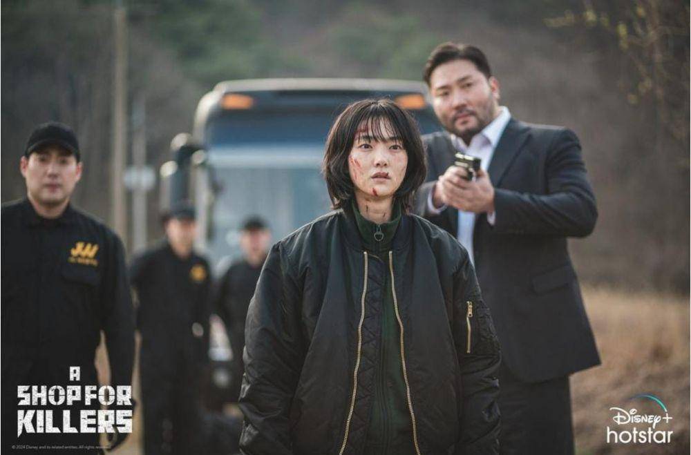 Kim Hye Jun di drama A Shop for Killers (instagram.com/disneyplushotstarth)