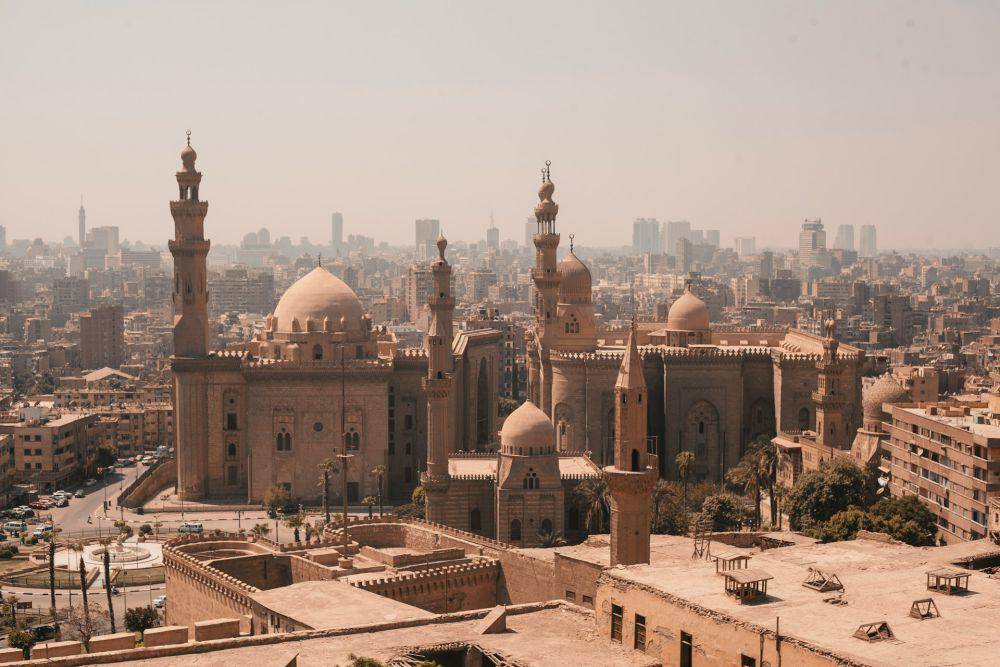 masjid di kota Kairo, Mesir (unsplash.com/Omar Elsharawy)