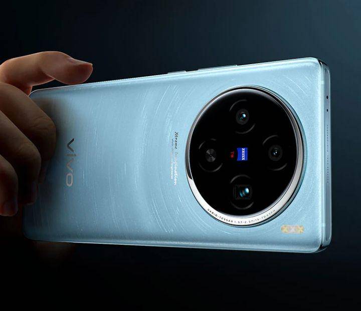 vivo X100 (vivo.com)