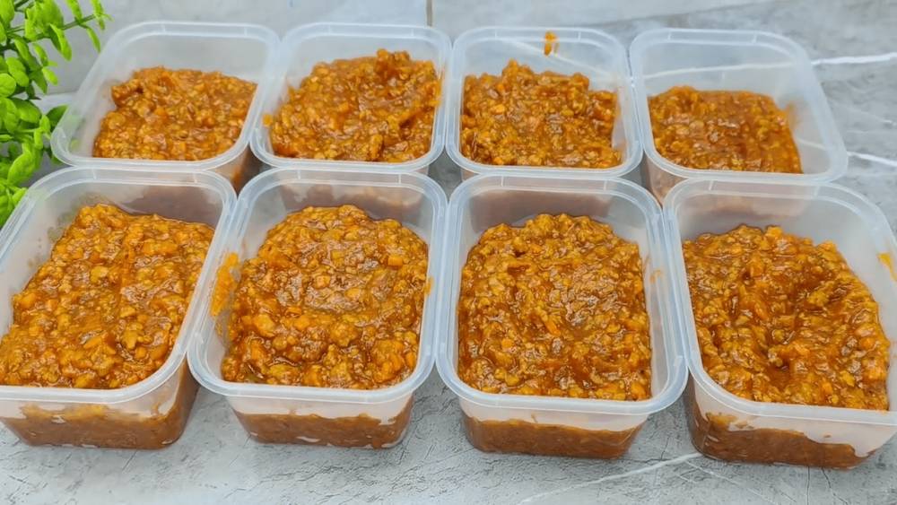 saus bolognese (youtube.com/CR COOK)