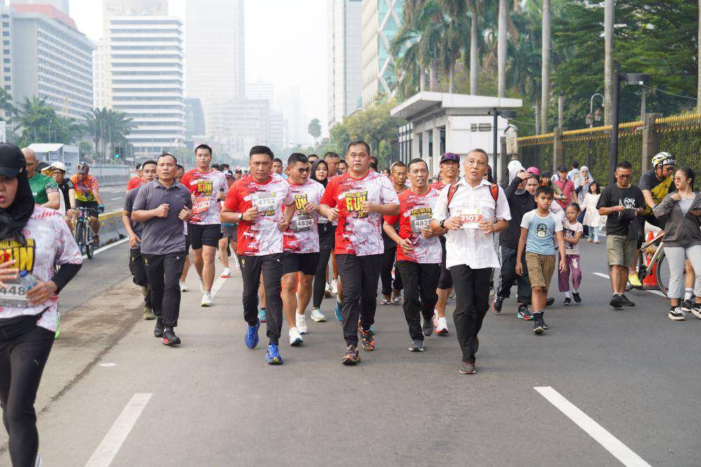 Kasad ramaikan Matra Fair dan Panglima TNI Fun Run. (Dok. Kasad)