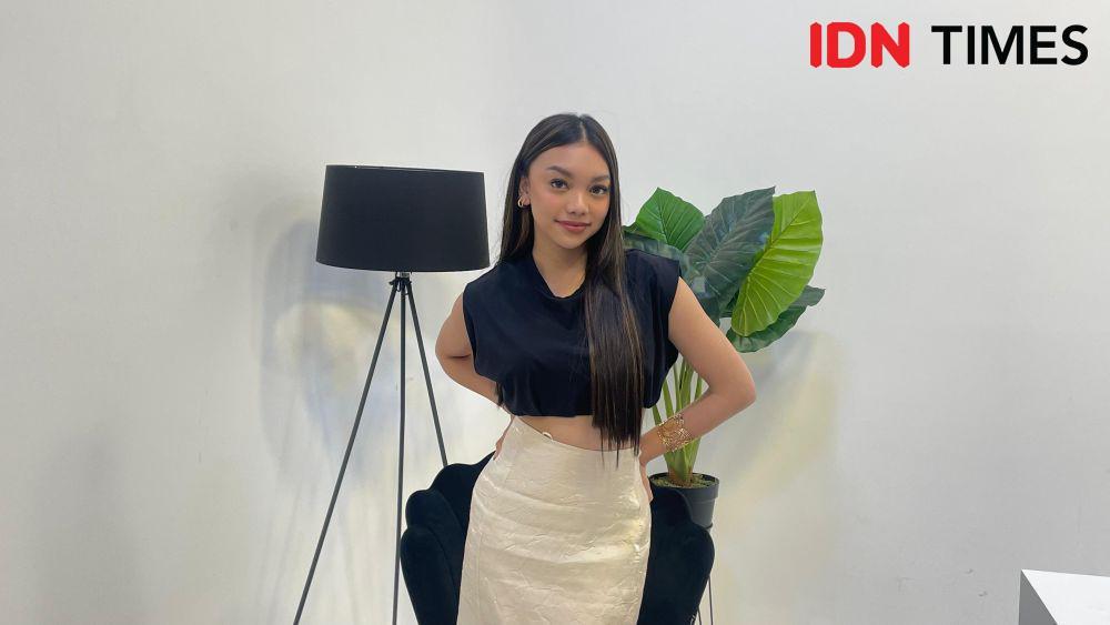 Naura Ayu soal Lagu Di Depan Mata, Kisah Cintanya dengan Fadi Alaydrus