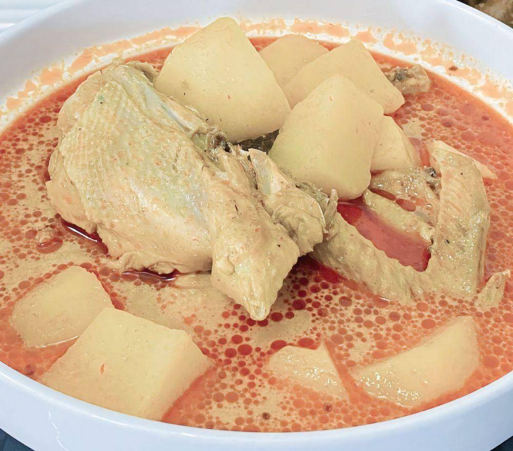 potret hidangan gulai (instagram.com/helen_ranap)