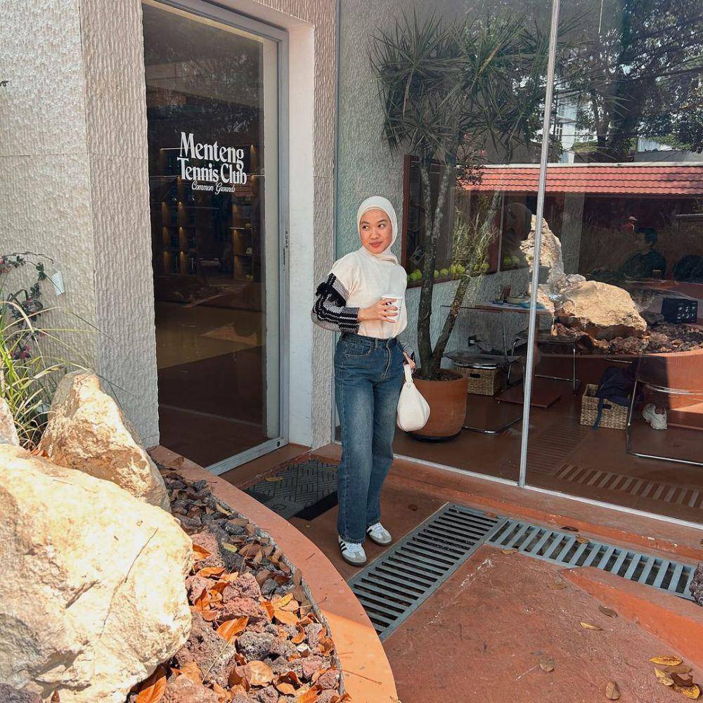 OOTD ala Ratu Ghania (instagram.com/ratughania)
