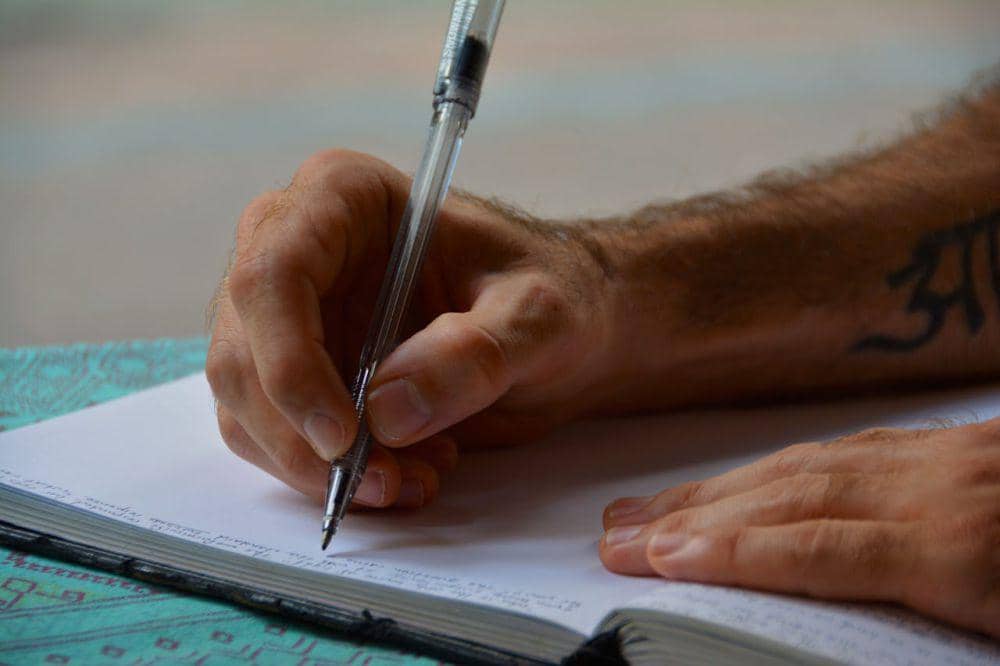 ilustrasi journaling