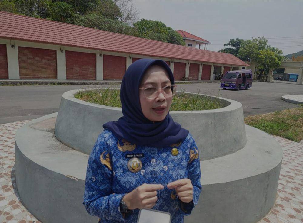 Kepala Dinas Perindustrian Kota Bandar Lampung, Dedeh Ernawati. (IDN Times/Muhaimin)