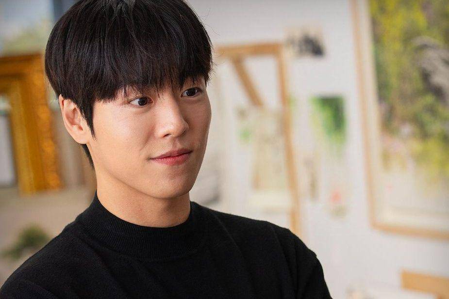 still cut drakor Cinderella at 2 AM (instagram.com/rakutenviki)