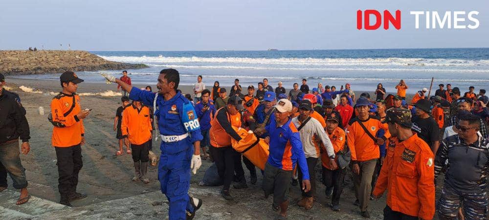 Zidan Akhirnya Ditemukan Tak Jauh dari Jasad Adiknya di Pantai Kemiren Cilacap