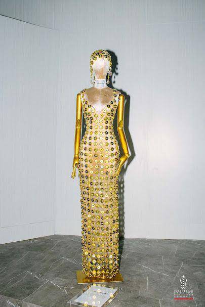 Potret karya Ivan Gunawan di GAYA Fashion Installation. (Dok. GAYA by IPMI)