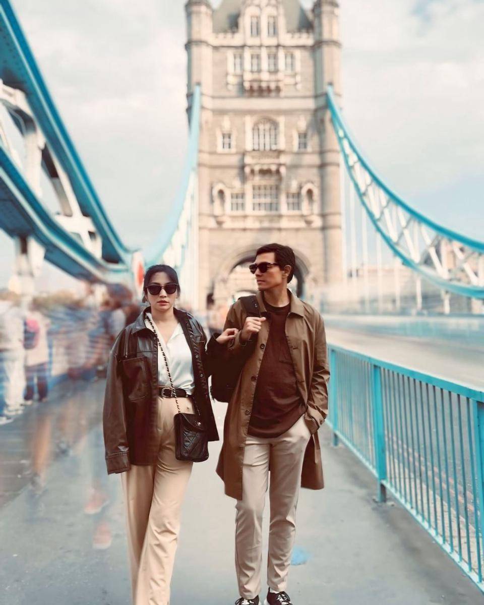 potret Hesti Purwadinata dan Edo Borne liburan ke Edinburgh rayakan anniversary pernikahan (instagram.com/hestipurwadinata)