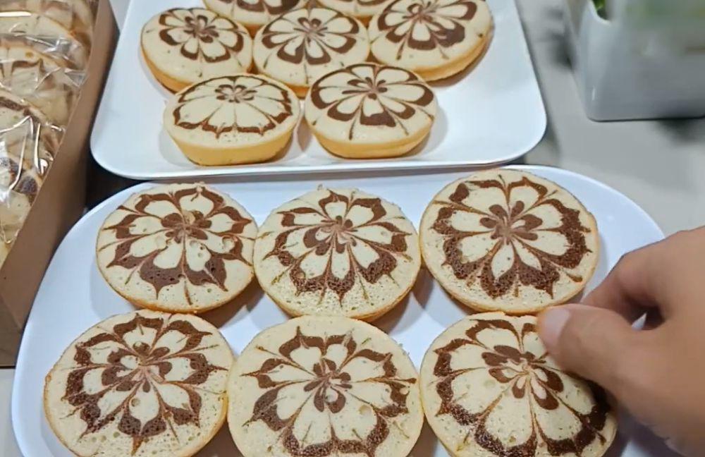 Resep Bolu Marmer Mini Teflon, Lembut dan Gembul tanpa Oven!