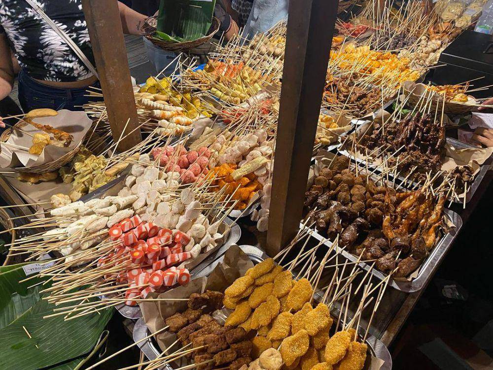 Menu ala angkringan (instagram.com/angkringan_ompanjul)
