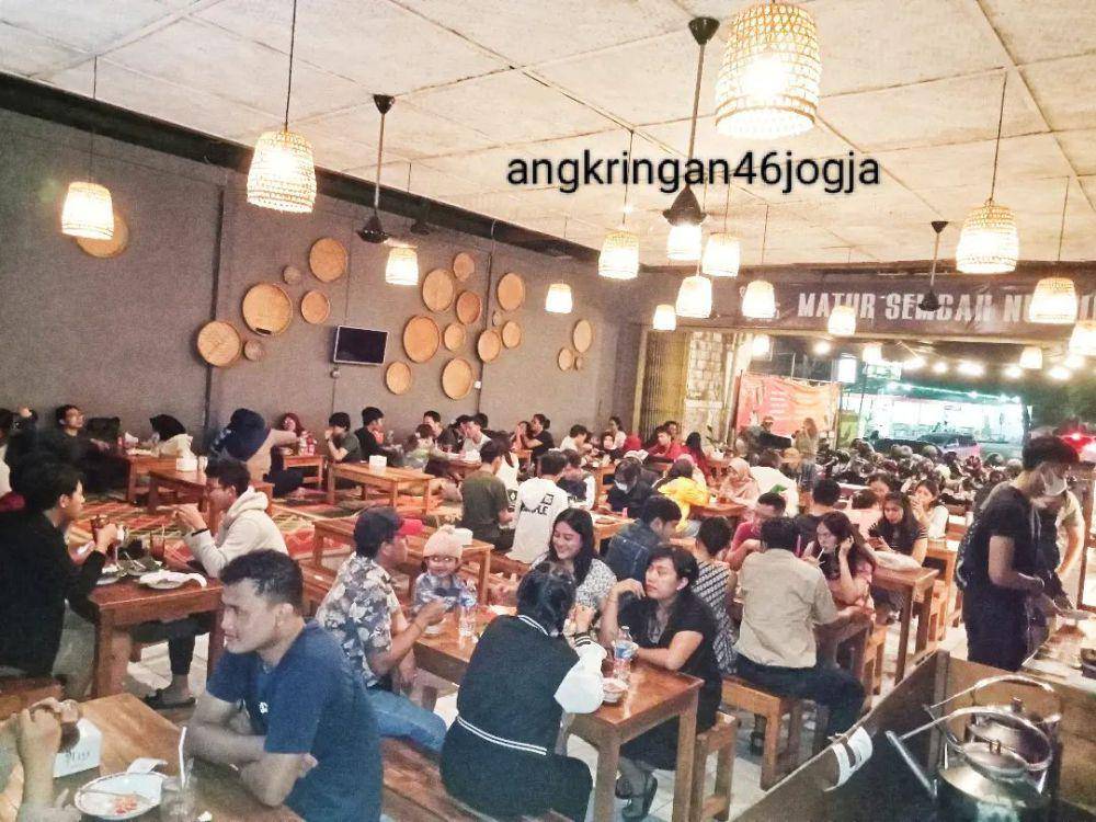 Angkringan 46 Jogja (instagram.com/angkringan46_jogja)